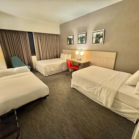 Bth Rebel Tacna Hotel ภายนอก รูปภาพ