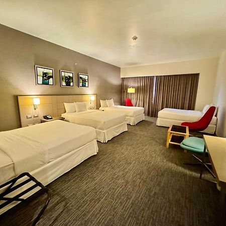 Bth Rebel Tacna Hotel ภายนอก รูปภาพ