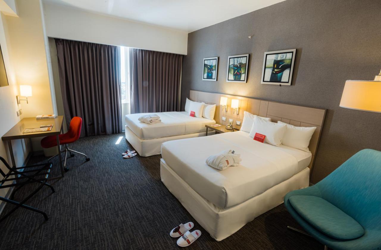 Bth Rebel Tacna Hotel ภายนอก รูปภาพ